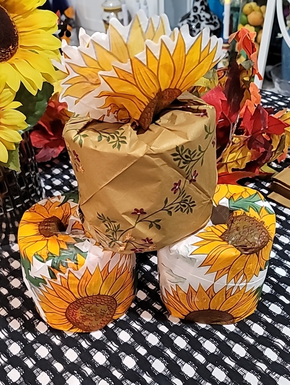 Loup Charmant Sunflower Print Party Napkins - Yellow & Brown